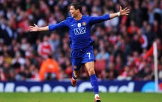 孔帕尼赞誉乌尔比希，休息日加练铸就门将未来之星