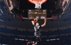 莫雷诺终场神兵天降绝杀宿敌！肯塔基野猫上演18分惊天逆转，谢泼德社媒狂赞大心脏