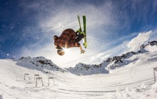 世纪搭档首秀！姆巴佩维尼修斯双翼齐飞，皇马5-1莱万特取开门红